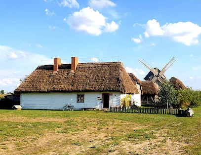 Łęczycka Zagroda Chłopska (Skansen)